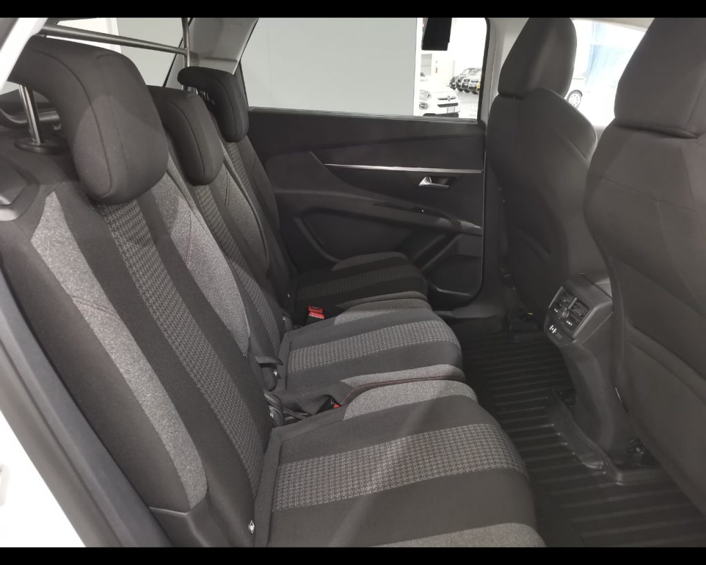 PEUGEOT 5008 BlueHDi 120 S&S EAT6 Business - 19
