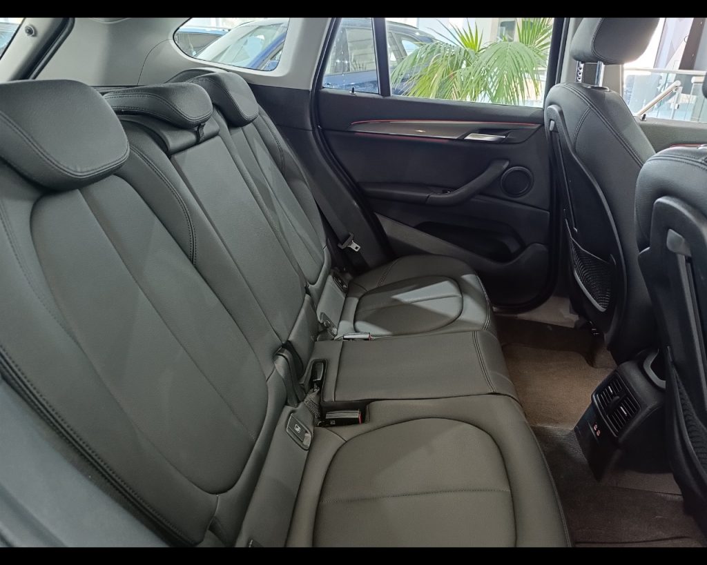 BMW X1 xDrive20d 190cv Aut. xLine - 23