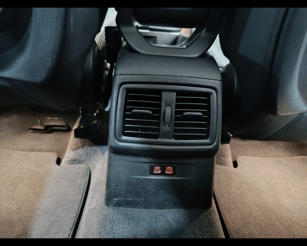 BMW X1 xDrive20d 190cv Aut. xLine - 25