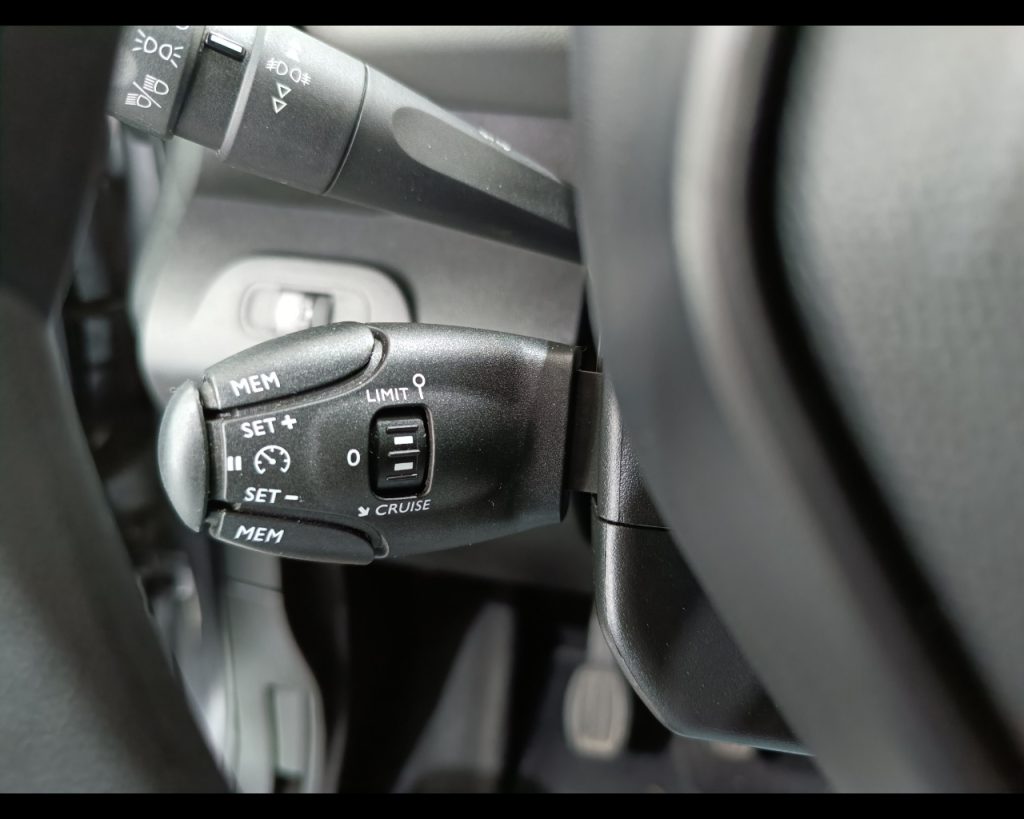 PEUGEOT Rifter Mix BlueHDi 100 S&S PC Active Standard - 16