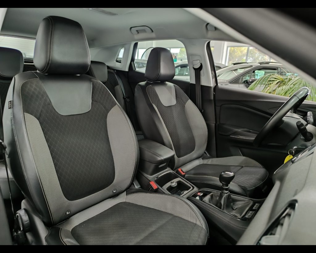 OPEL Grandland X 1.5 diesel Ecotec Start&Stop Advance - 22