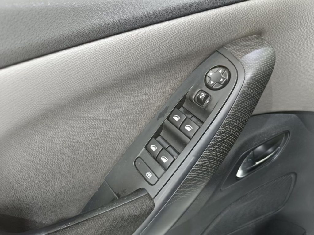 CITROEN C4 Picasso BlueHDi 120 S&S EAT6 Exclusive - 17