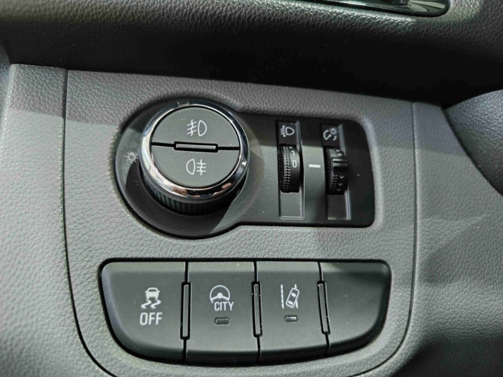 OPEL Karl 1.0 75 CV N-Joy - 17