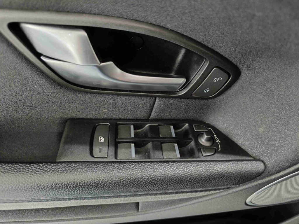 LAND ROVER Range Rover Evoque 2.0 TD4 150 CV 5p. SE - 18