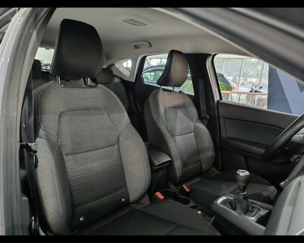 RENAULT Captur Blue dCi 115 CV Business - 17