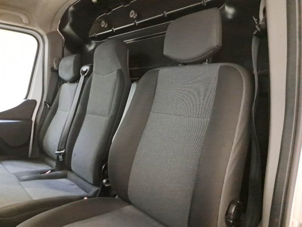 RENAULT Master T35 2.3 dCi 135 PM-TM Furgone Ice - 8