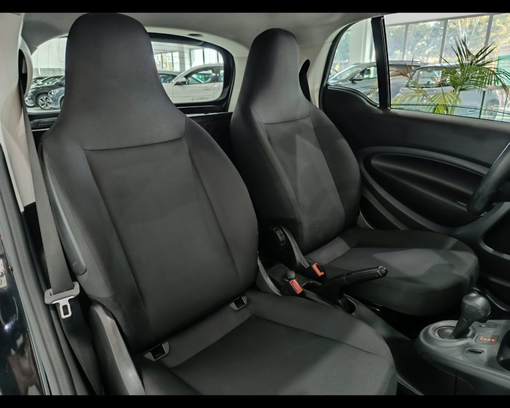 SMART ForTwo 70 1.0 twinamic Youngster - 14