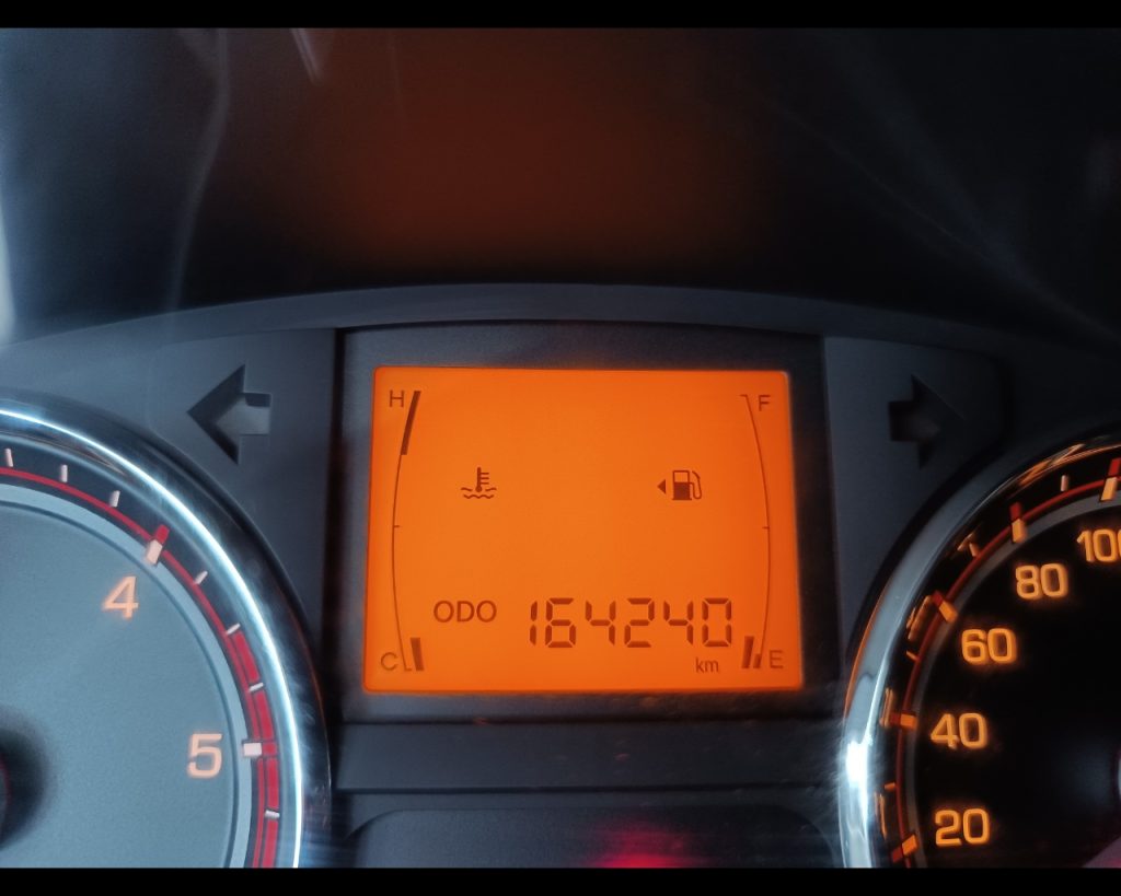 SSANGYONG Korando 2.0 e-XDi 175 CV 2WD MT C - 8