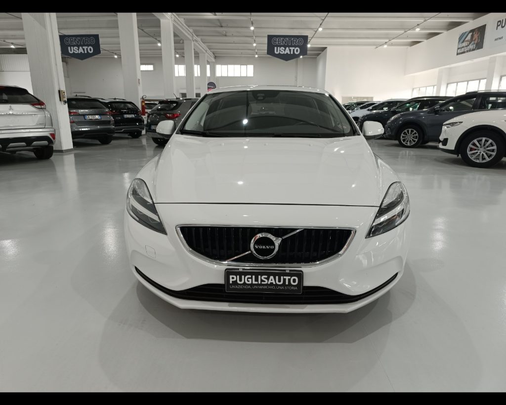 VOLVO V40 D2 Kinetic - 2
