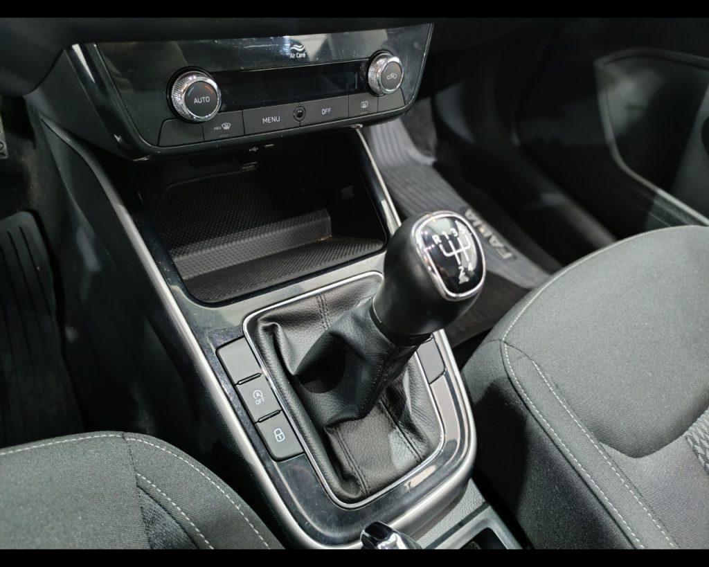 SKODA Fabia 1.0 MPI 80 CV Style - 13