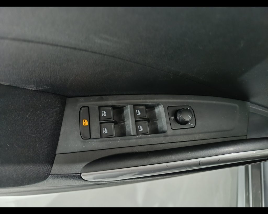 SKODA Fabia 1.0 MPI 80 CV Style - 22