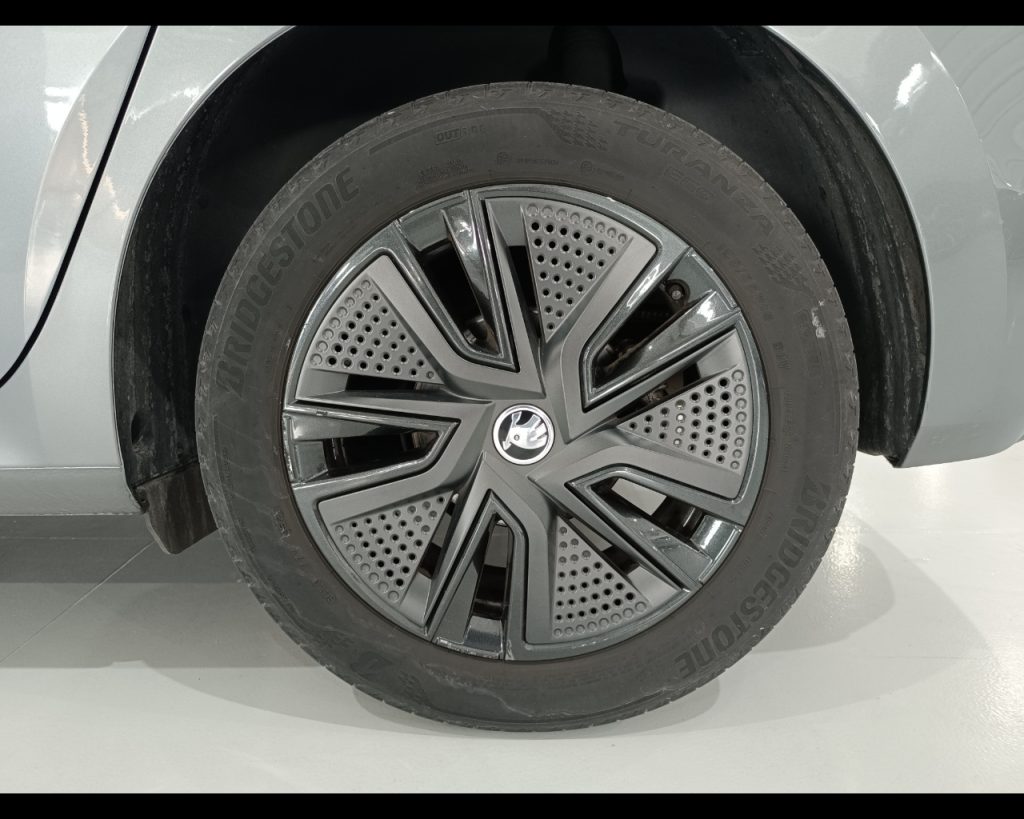 SKODA Fabia 1.0 MPI 80 CV Style - 25