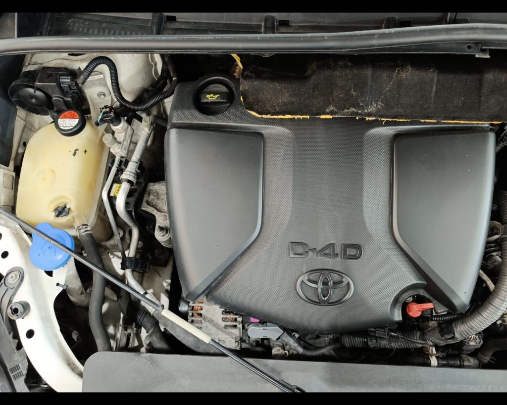 TOYOTA Verso 1.6 D-4D Style - 22