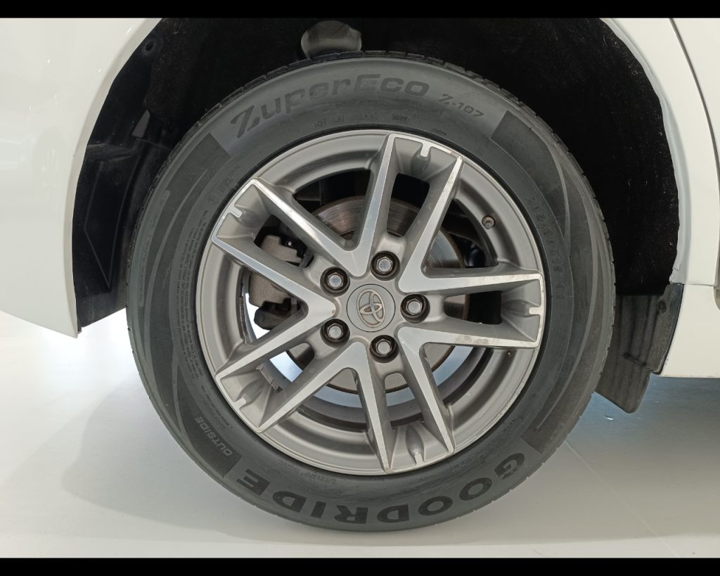 TOYOTA Verso 1.6 D-4D Style - 23