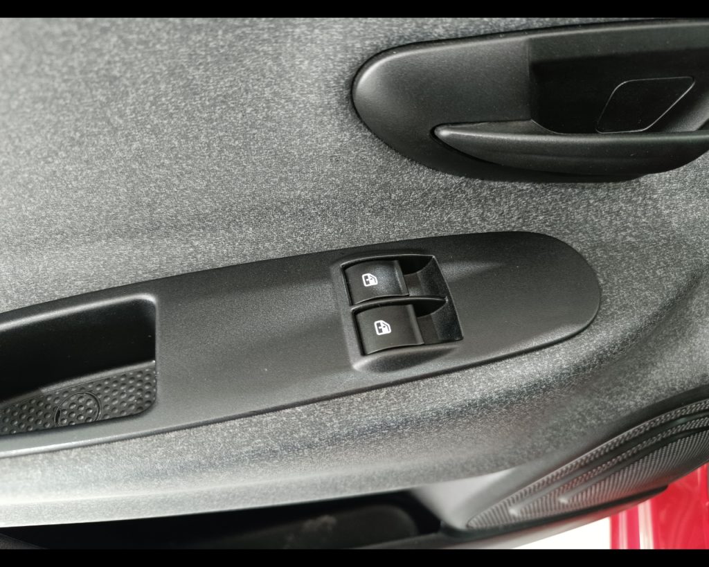 LANCIA Ypsilon 1.0 FireFly 5 porte S&S Hybrid Ecochic Silver - 11