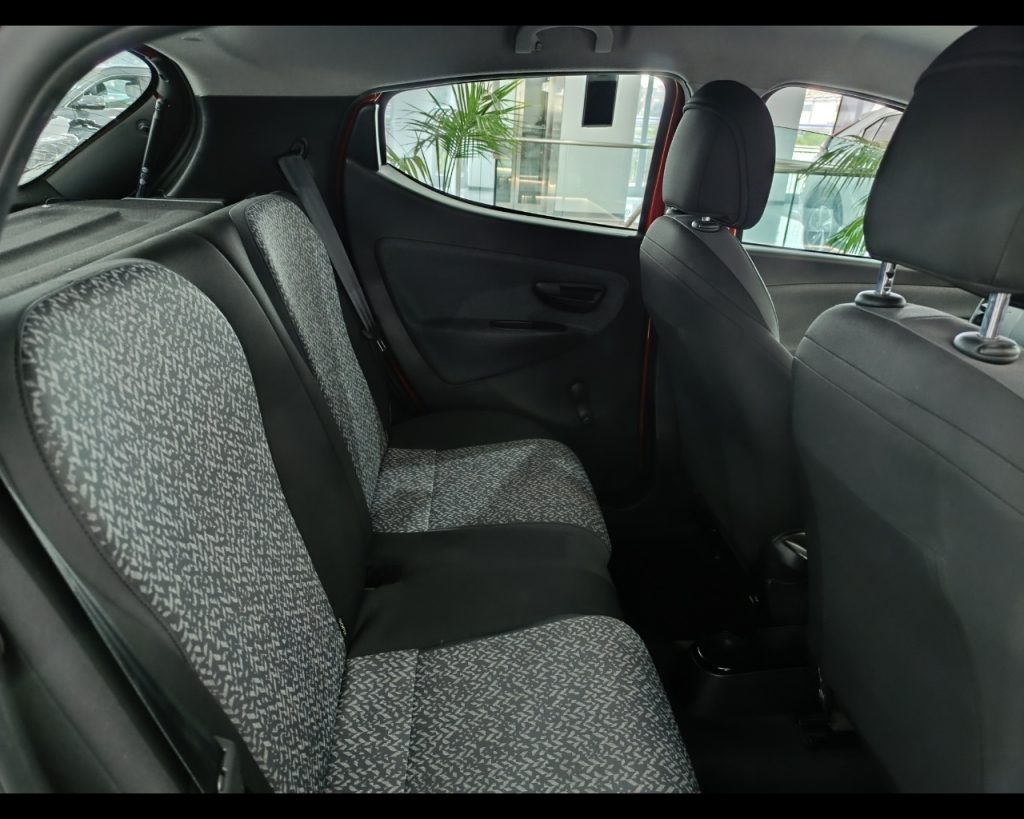 LANCIA Ypsilon 1.0 FireFly 5 porte S&S Hybrid Ecochic Silver - 16