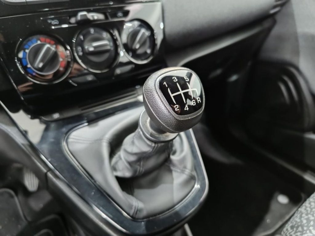 LANCIA Ypsilon 1.0 FireFly 5 porte S&S Hybrid Ecochic Silver - 8
