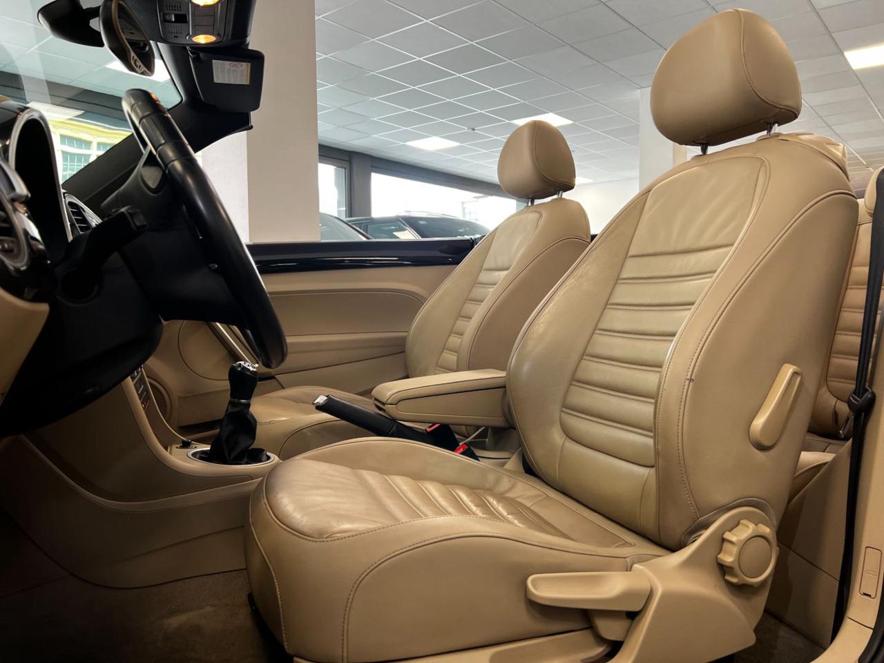 Volkswagen Maggiolino Cabrio 1.4 TSI Sport 2014 - foto 4