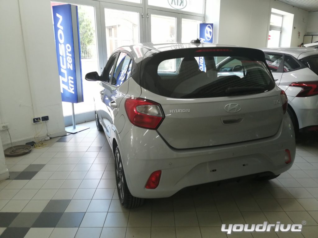 HYUNDAI i10 / 1.0 MPI Connectline MY 25 KM0 - 3