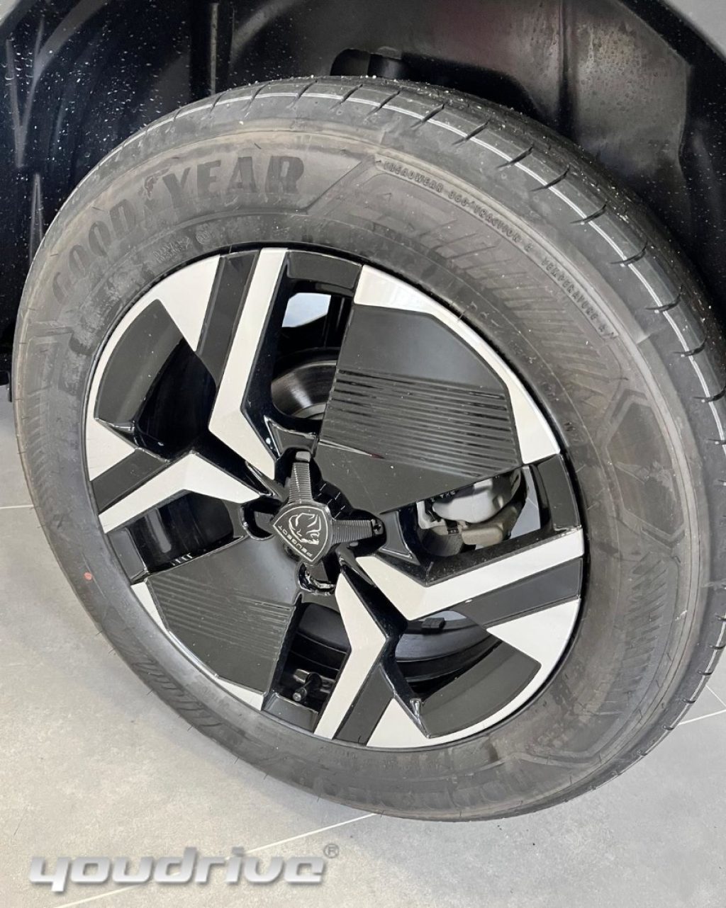 PEUGEOT 2008 / PureTech 100 S&S Allure KM0 - 12