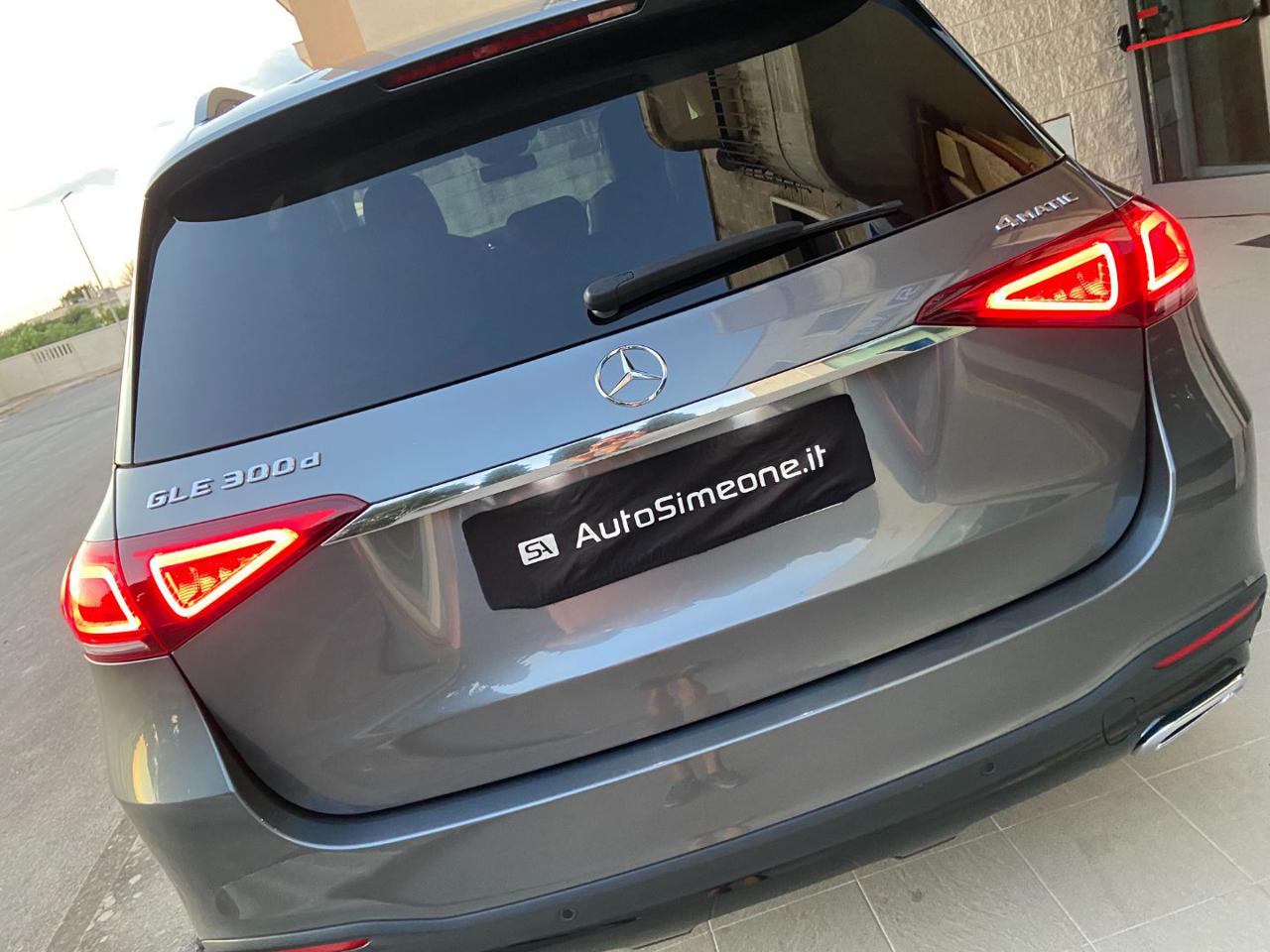 MERCEDES-BENZ GLE 300 d 4Matic Premium Amg Pack Night - 42