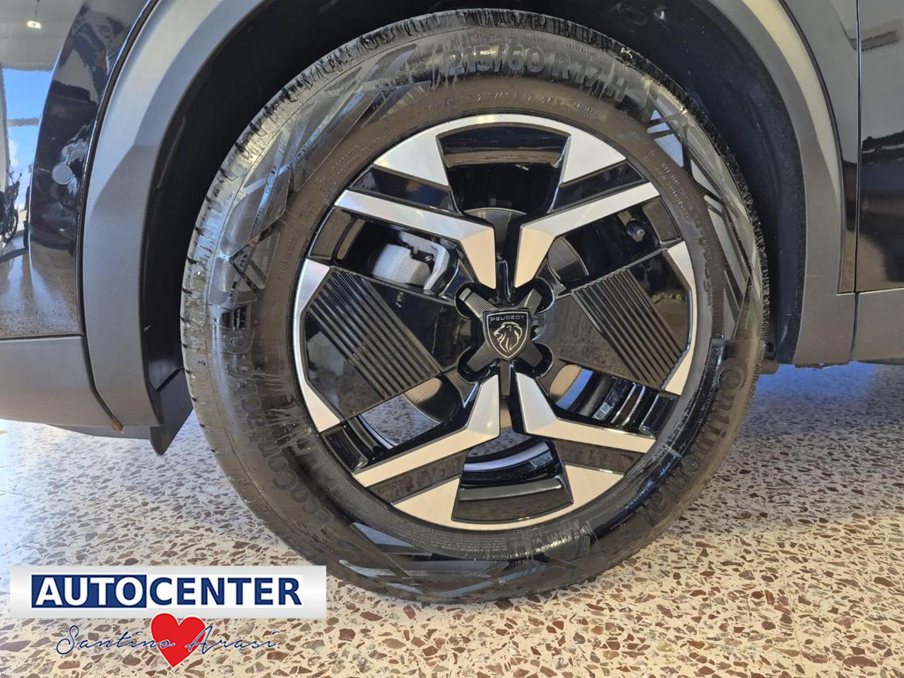 PEUGEOT 2008 PureTech 130 S&S EAT8 Allure - 18