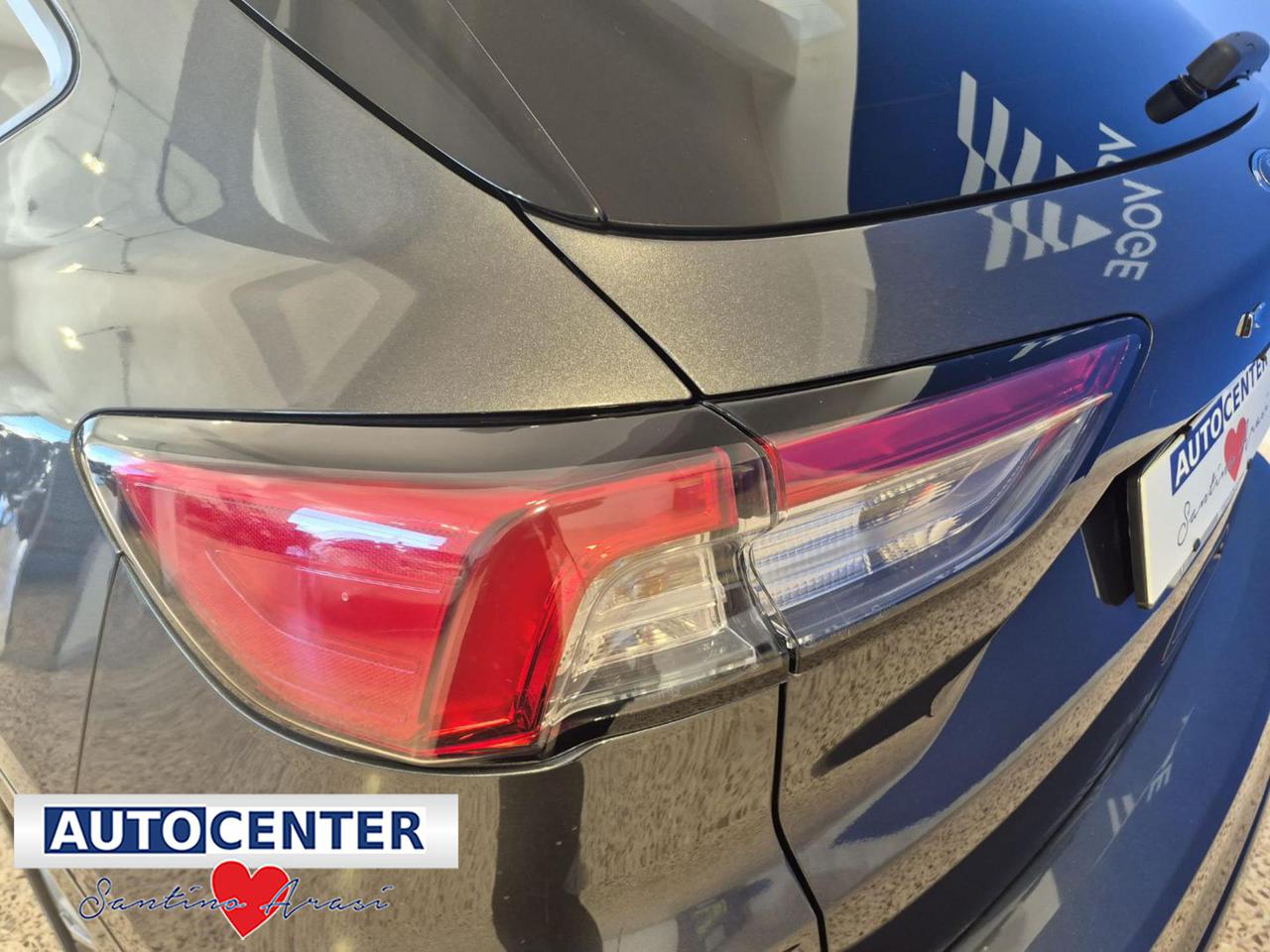 FORD Kuga 1.5 EcoBlue 120 CV 2WD ST-Line - 22