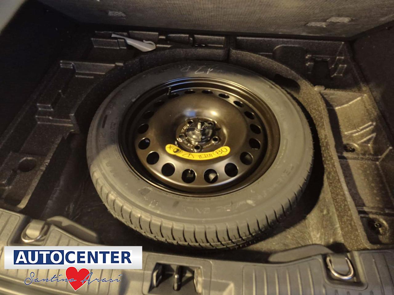 FORD Kuga 1.5 EcoBlue 120 CV 2WD ST-Line - 18