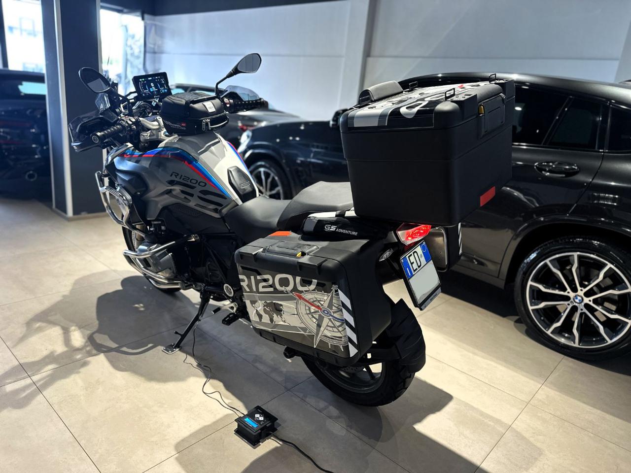 BMW R 1200 GS Super accessoriata (Akrapovic/APP/Led) - 12