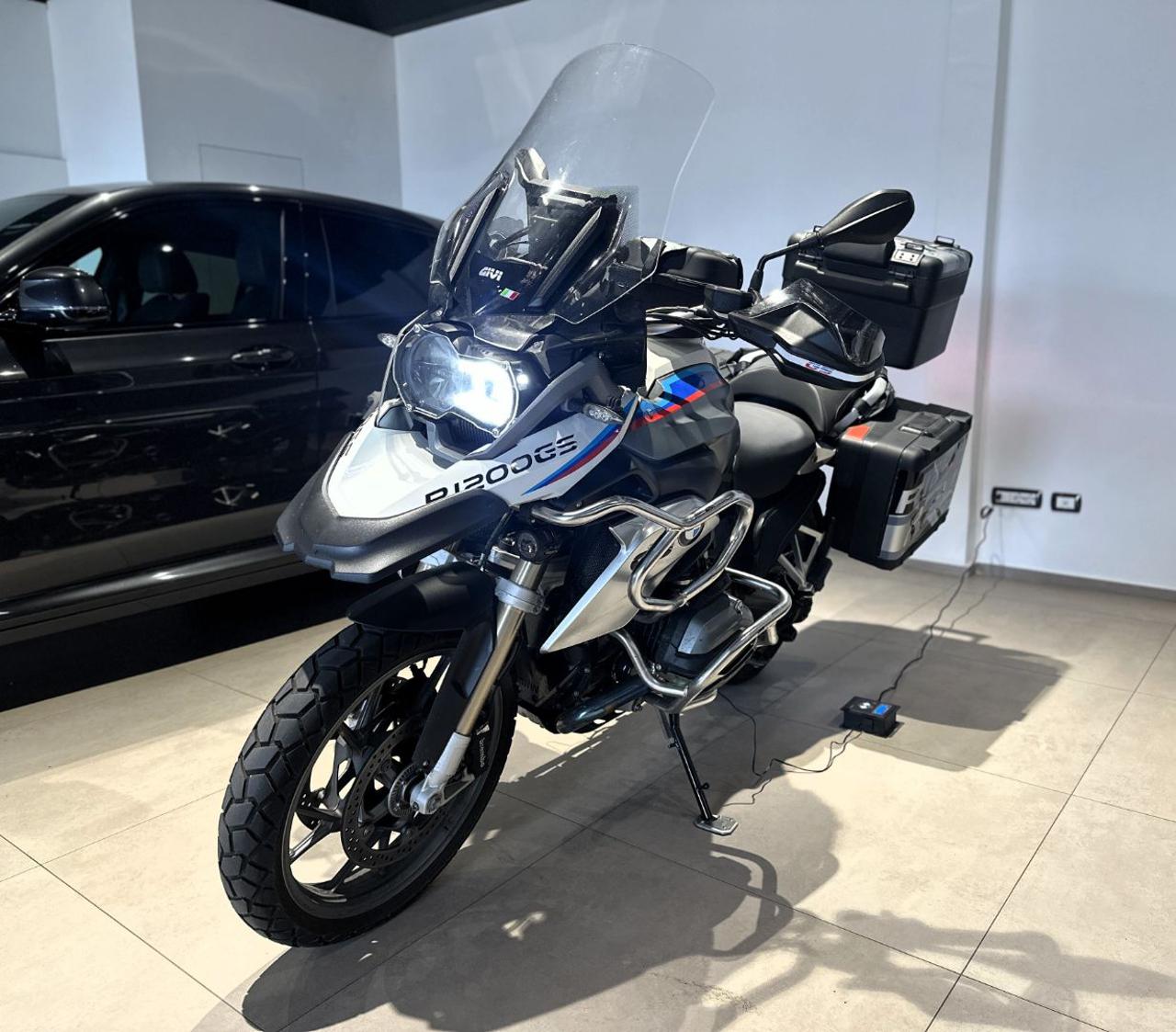 BMW R 1200 GS Super accessoriata (Akrapovic/APP/Led) - 13