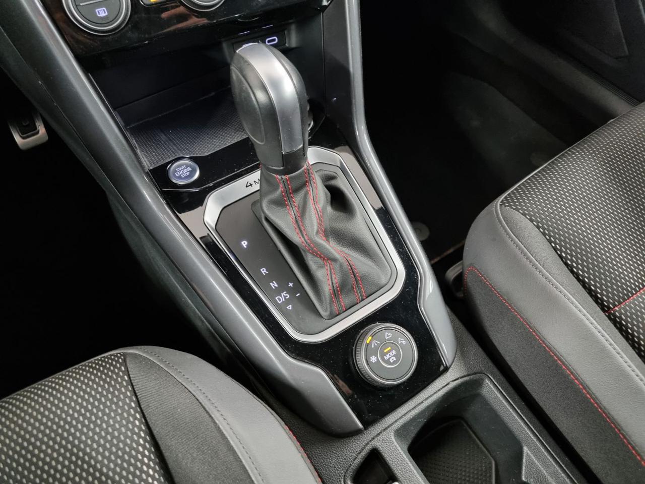 VOLKSWAGEN T-Roc 2.0 TDI SCR 150 CV DSG 4MOTION R-Line - 14