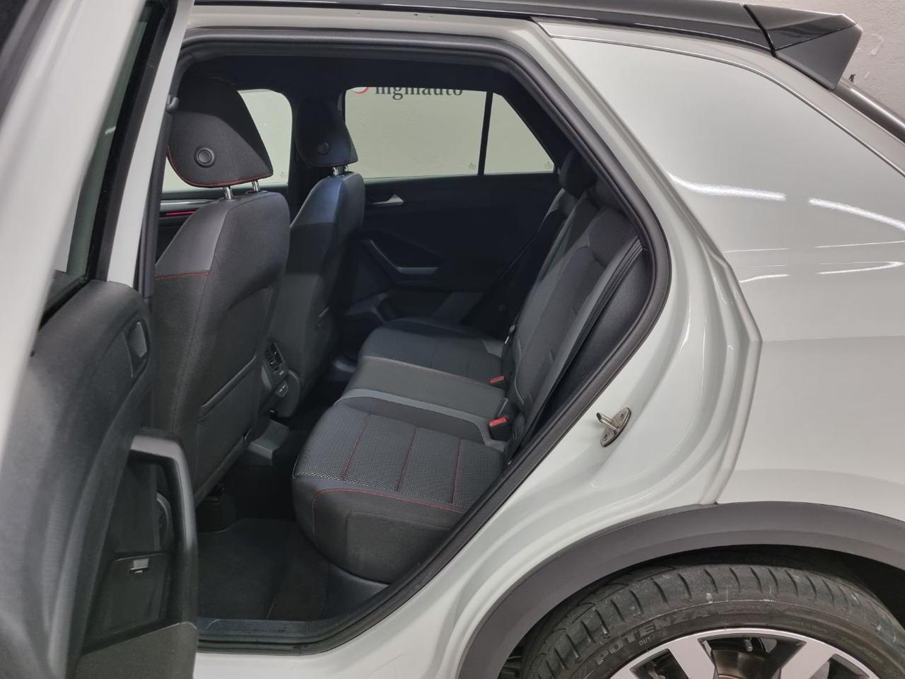 VOLKSWAGEN T-Roc 2.0 TDI SCR 150 CV DSG 4MOTION R-Line - 10