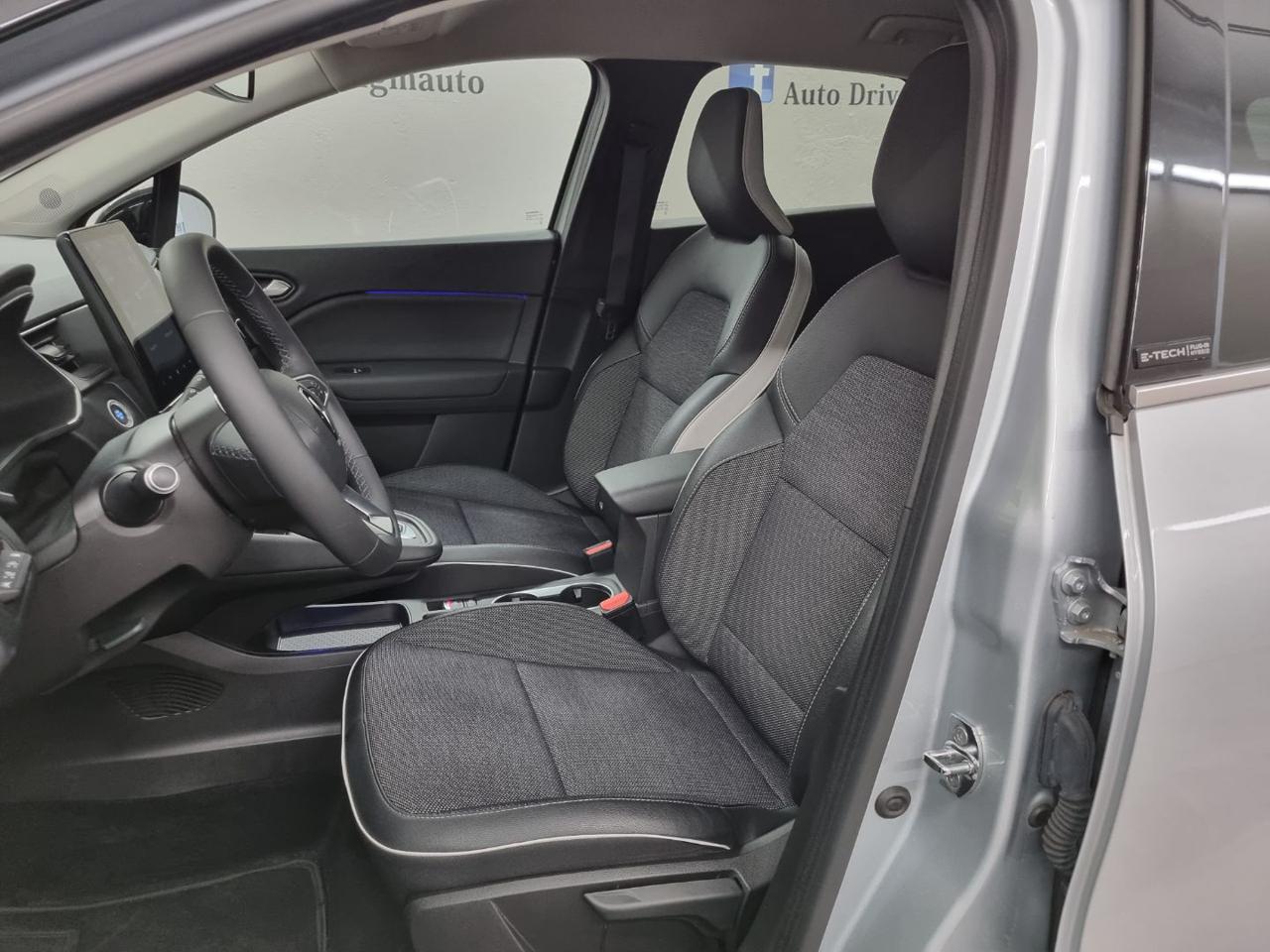 RENAULT Captur Plug-in Hybrid E-Tech 160 CV Intens - 19