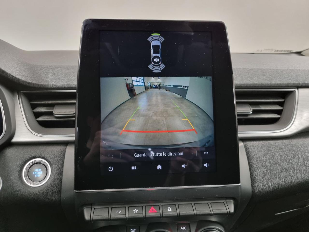 RENAULT Captur Plug-in Hybrid E-Tech 160 CV Intens - 14