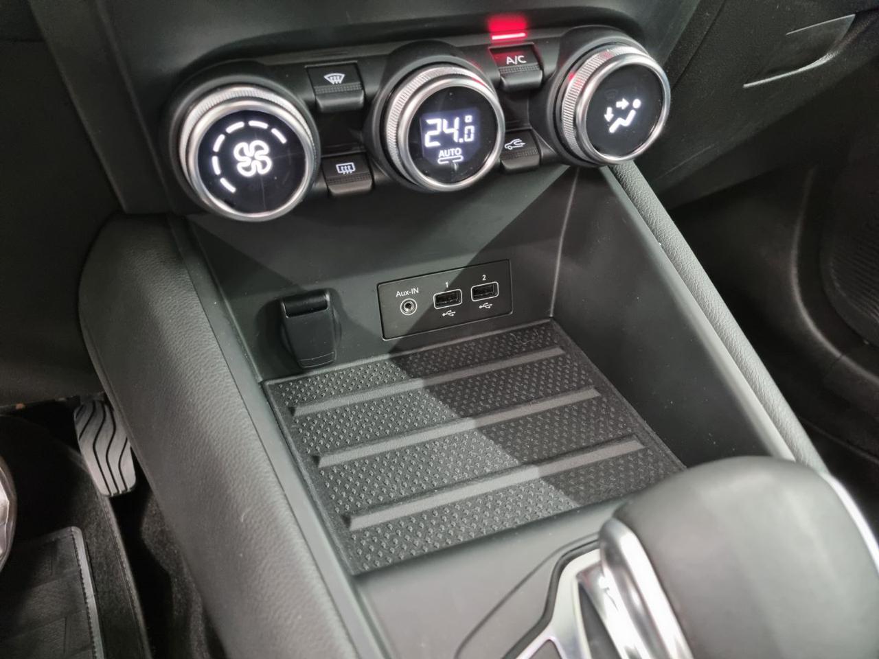 RENAULT Captur Plug-in Hybrid E-Tech 160 CV Intens - 26