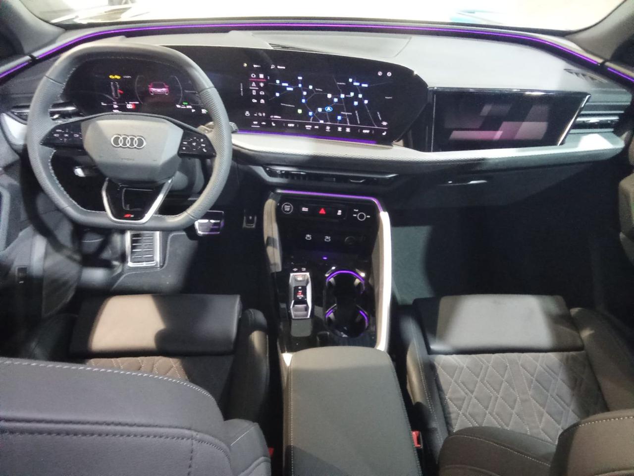 AUDI Q5 40 TDI quattro S tronic S line Tetto Apr &C20 - 7