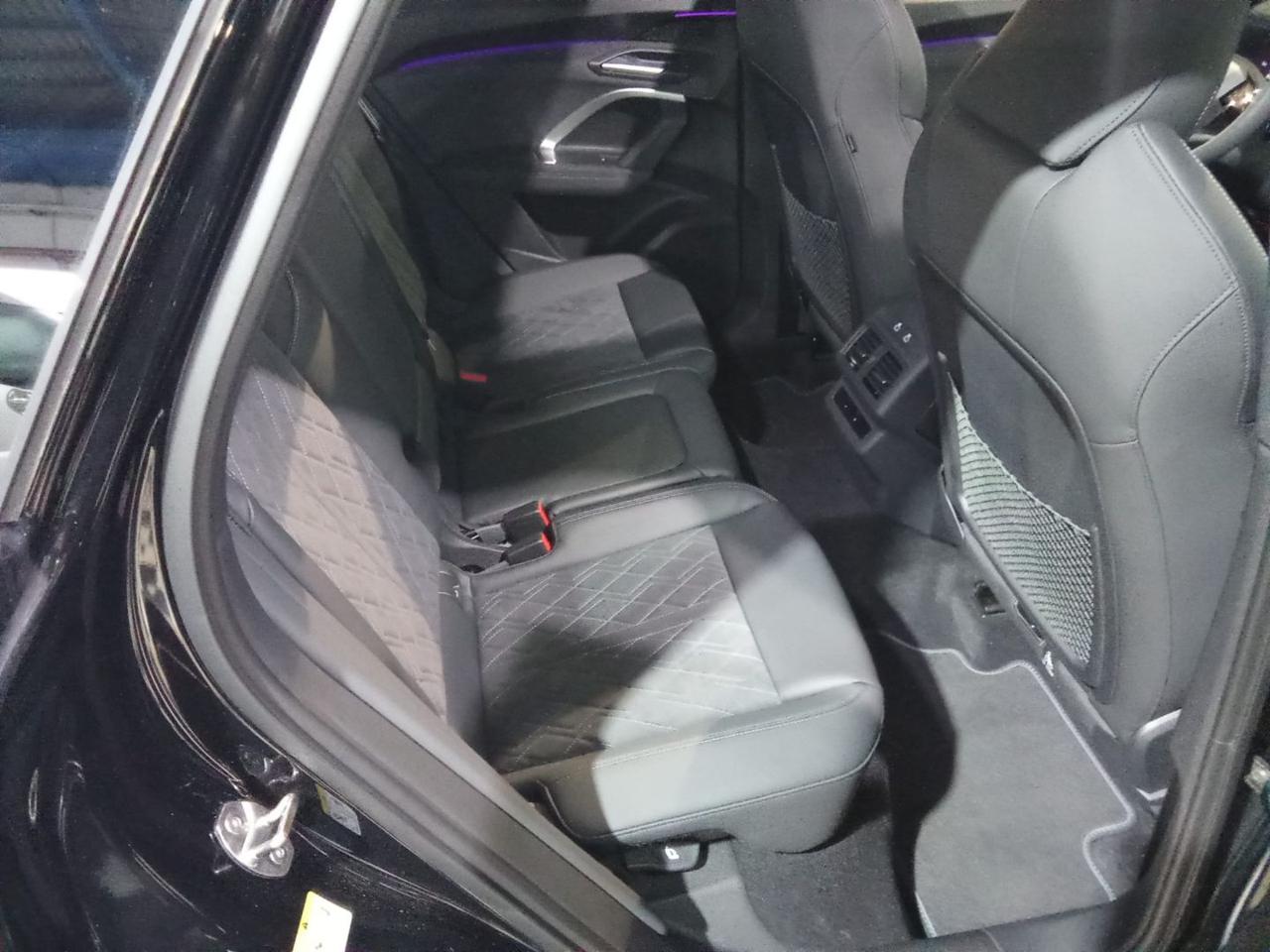 AUDI Q5 40 TDI quattro S tronic S line Tetto Apr &C20 - 13