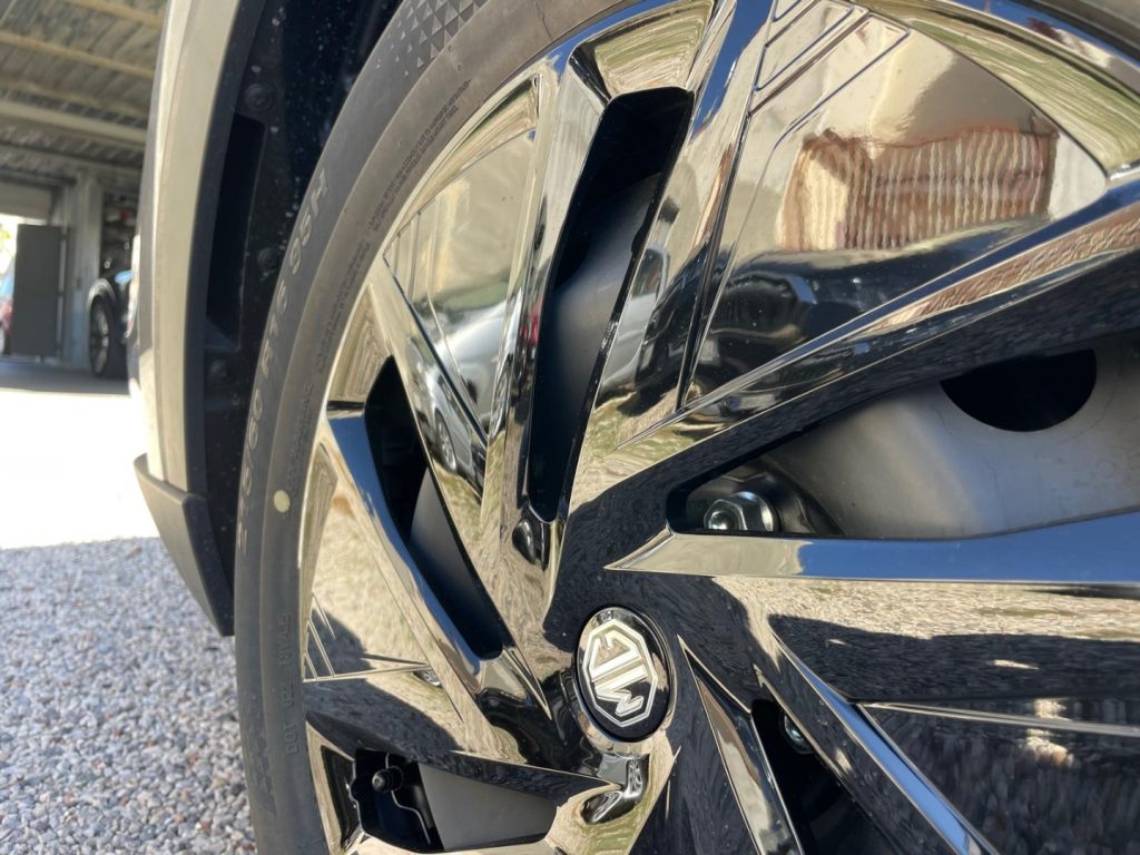 MG ZS 1.5 Standard - 7