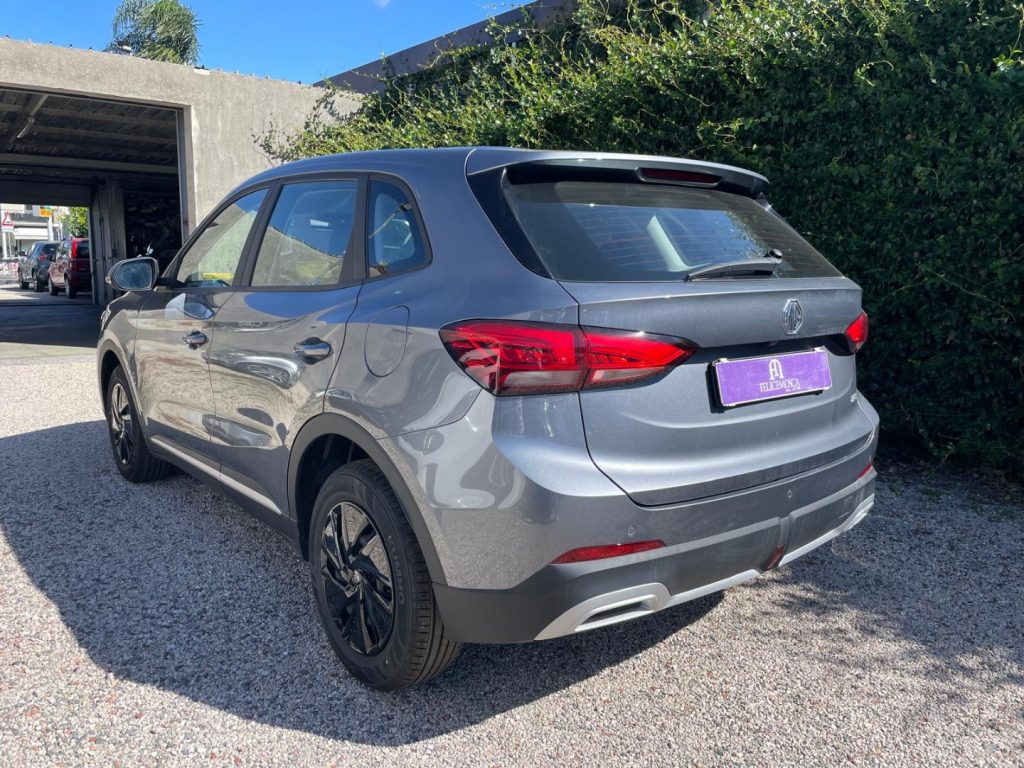 MG ZS 1.5 Standard - 10