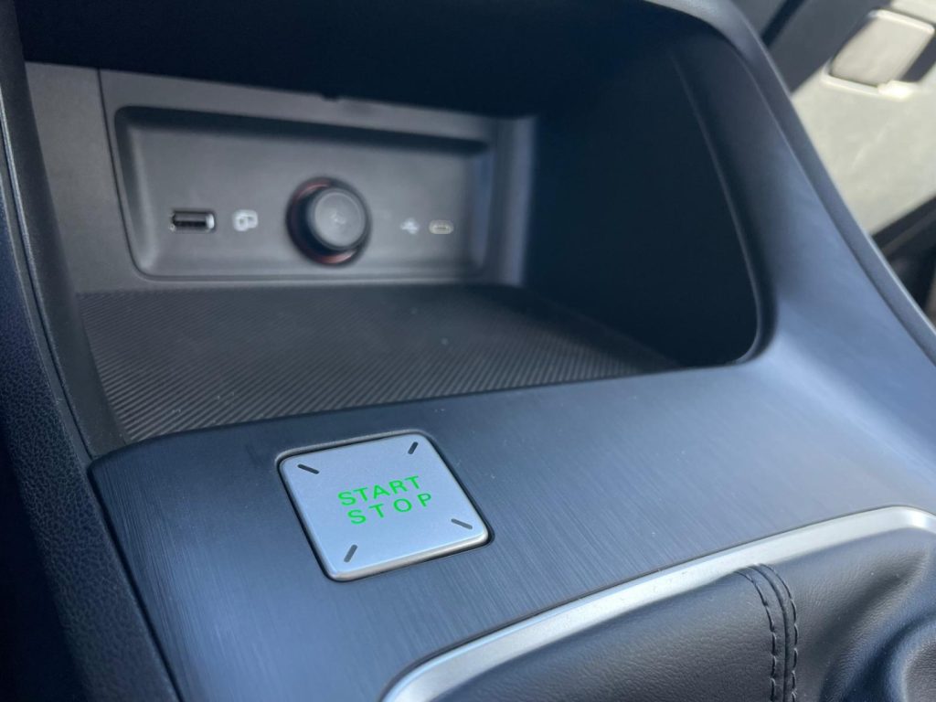 MG ZS 1.5 Standard - 11