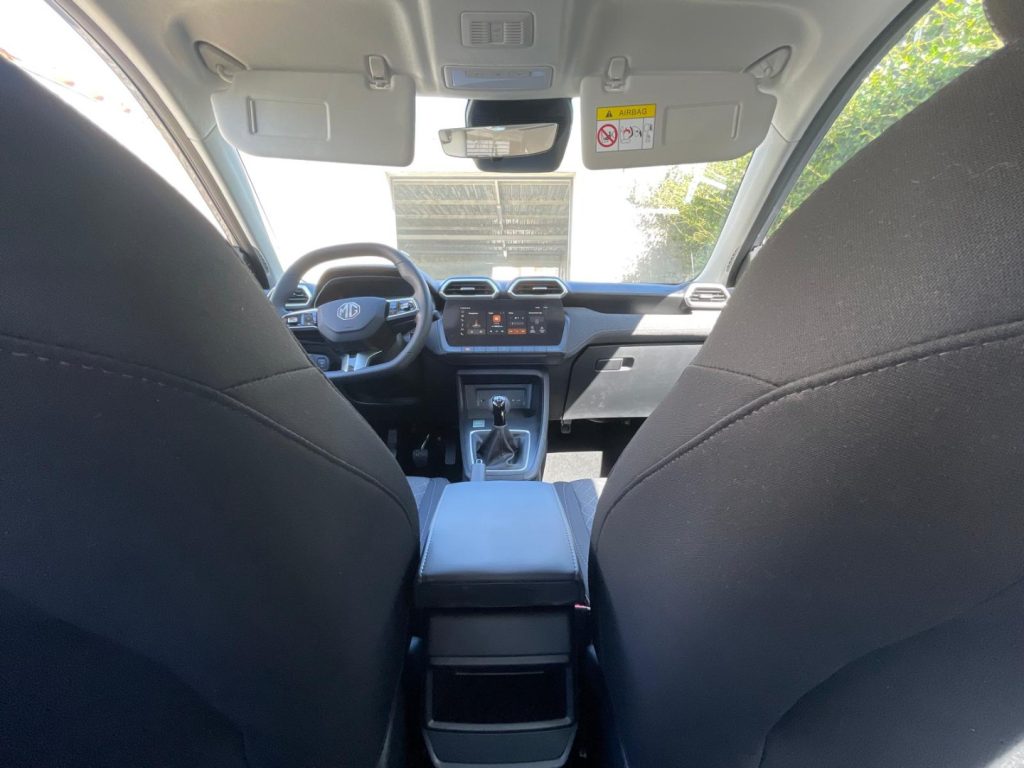 MG ZS 1.5 Standard - 28