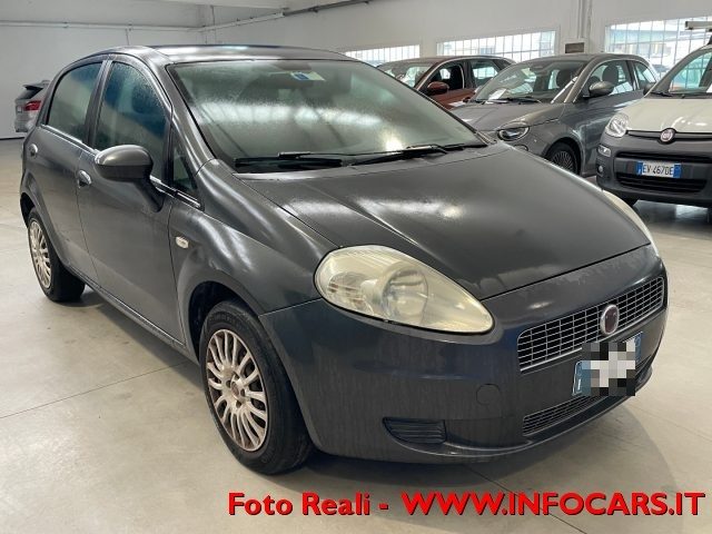 FIAT Grande Punto Grigio scuro pastello