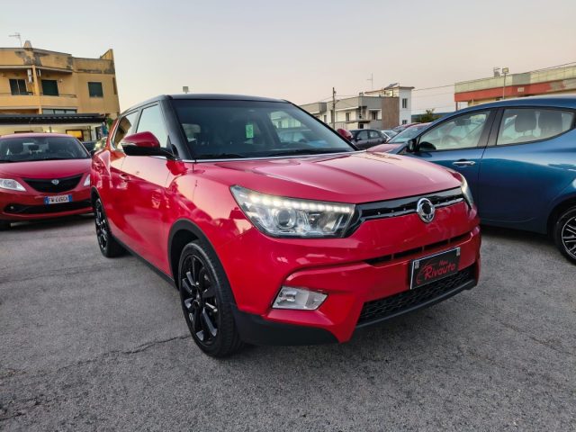 SSANGYONG Tivoli Rosso metallizzato