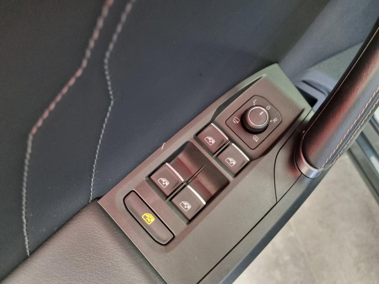 CUPRA Formentor 1.4 e-Hybrid DSG VZ Priority 245cv - 16