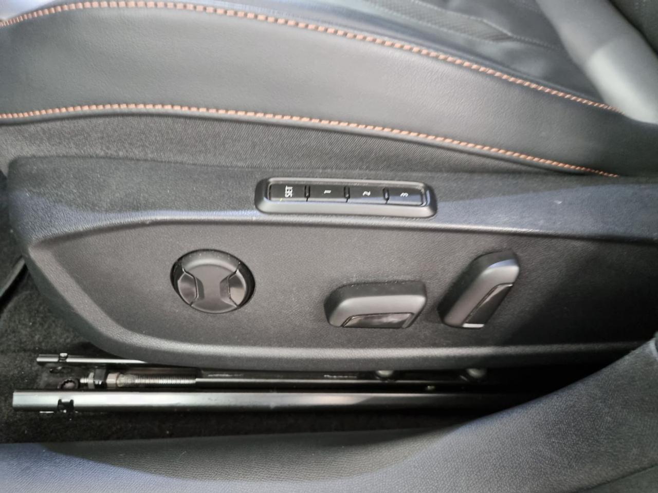 CUPRA Formentor 1.4 e-Hybrid DSG VZ Priority 245cv - 13