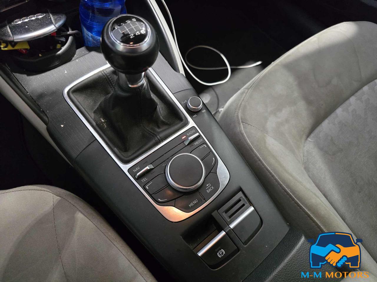 AUDI A3 SPB 1.6 TDI clean diesel Ambition - 17