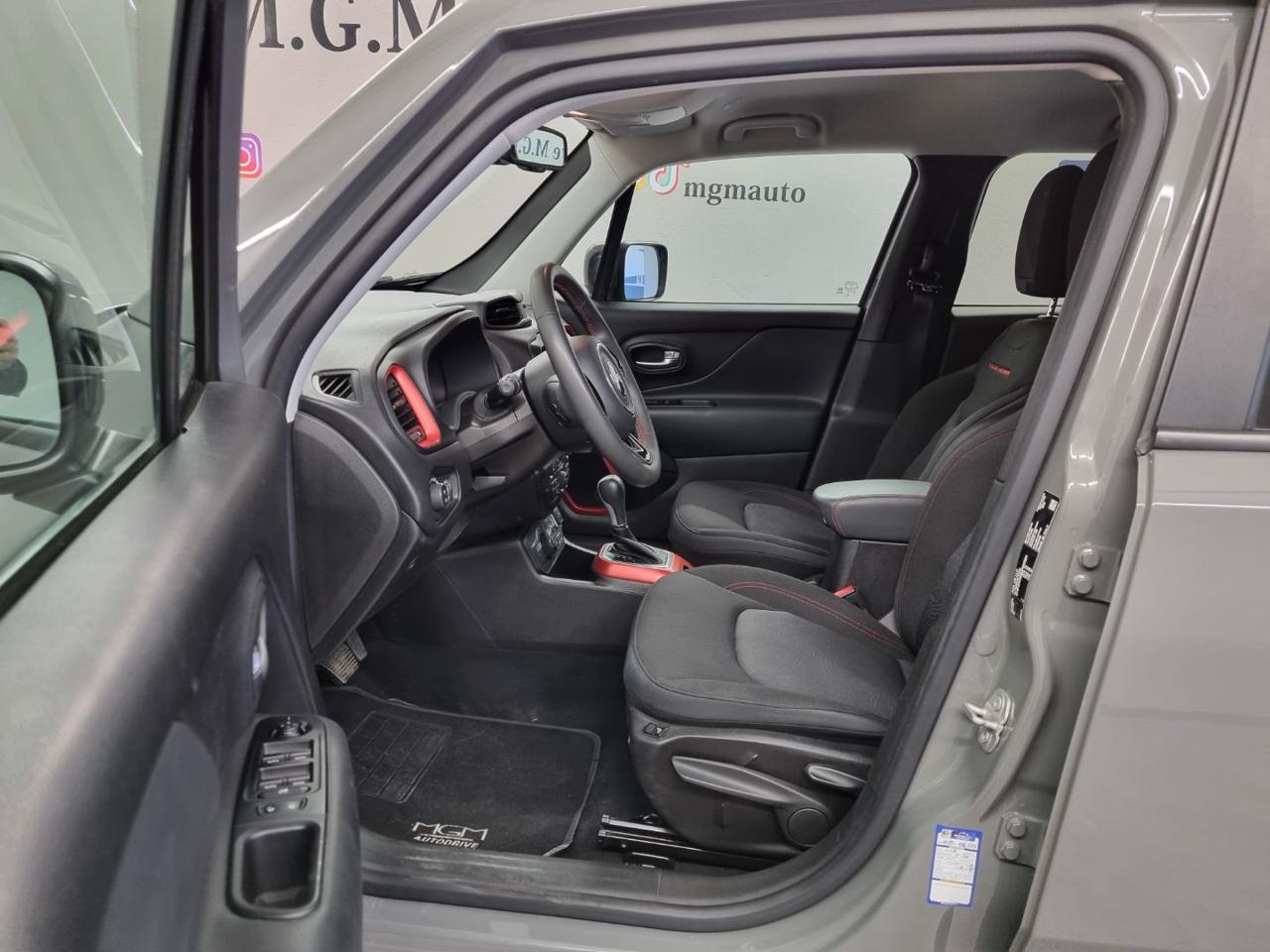 JEEP Renegade 1.3 T4 240CV PHEV 4xe AT6 Trailhawk - 8