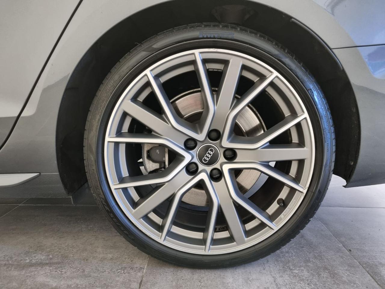 AUDI A4 Avant 45 TFSI quattro S tronic S LINE - 8