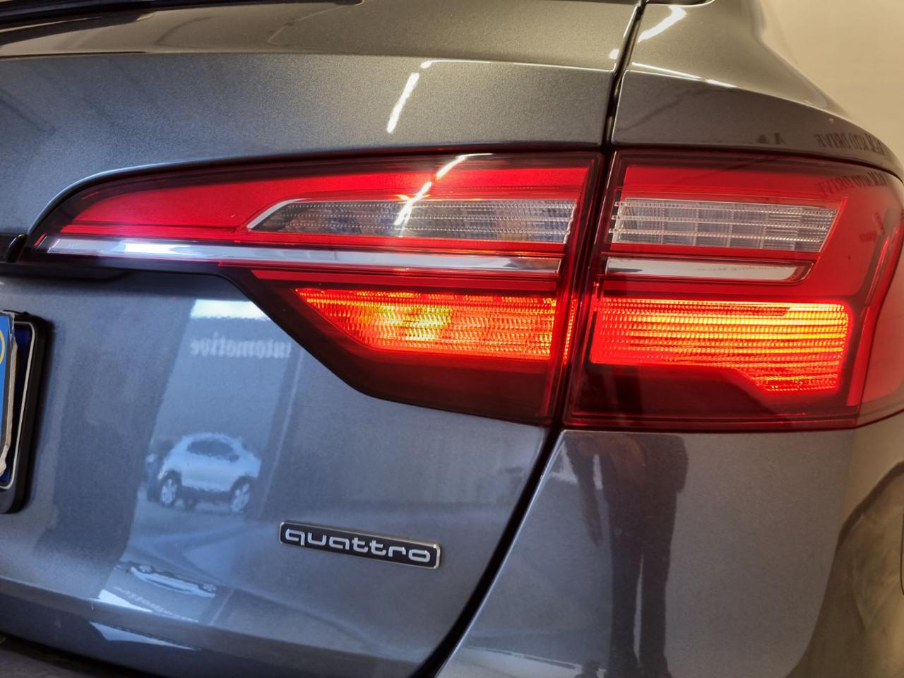 AUDI A4 Avant 45 TFSI quattro S tronic S LINE - 11