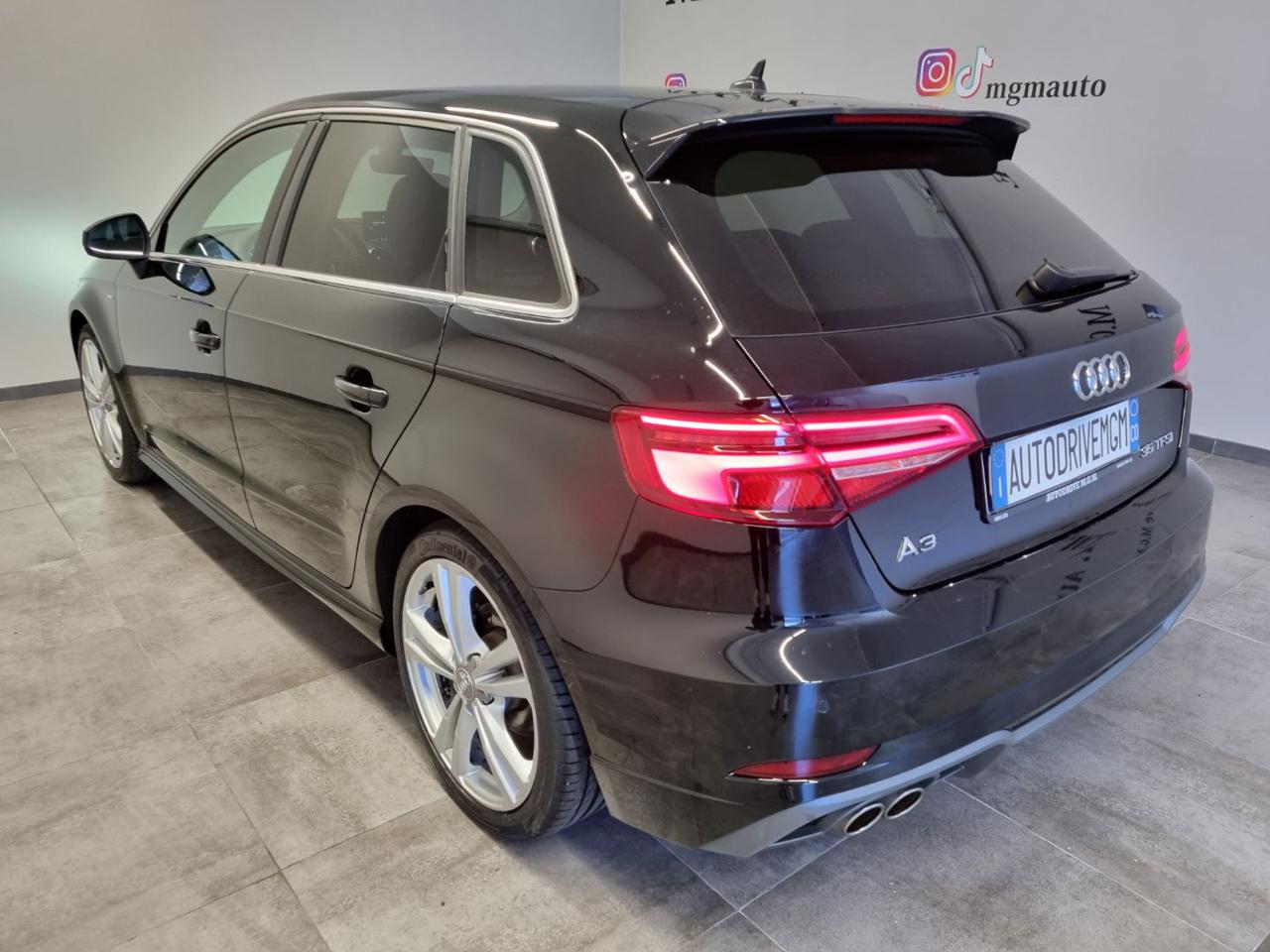 AUDI A3 SPB 35 TFSI COD S tronic Sport - 26